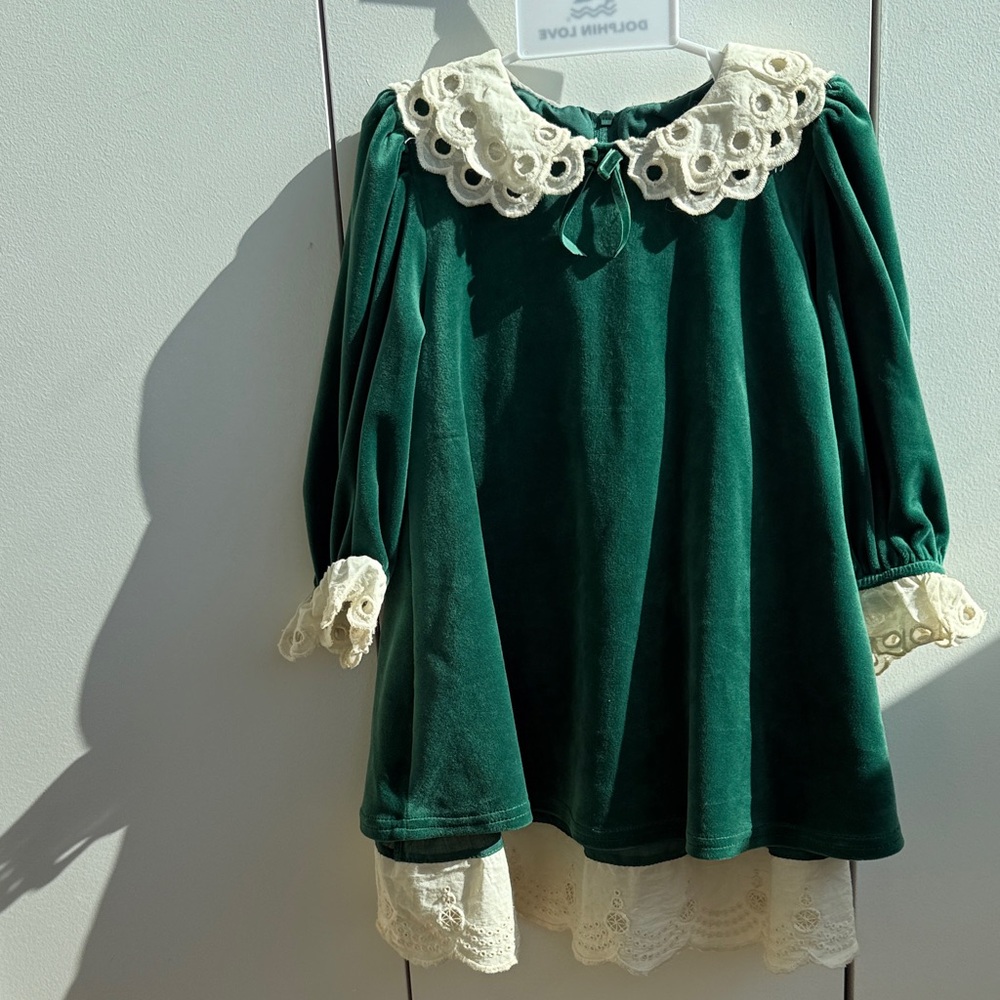 Wonder Nation Girls Green Christmas Dress with Cream Lace Collar 2T